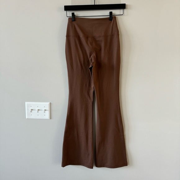 Like New! Madewell MWL High-Rise Flex Flare Leggings  - Coffee Brown - Picture 3 of 8